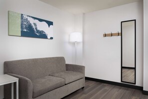 LCD TV - Spark by Hilton Guelph (Guelph)