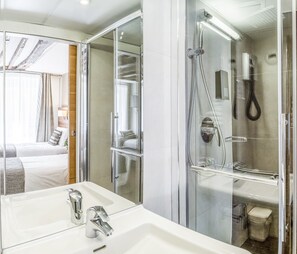Rainfall showerhead, hair dryer, towels