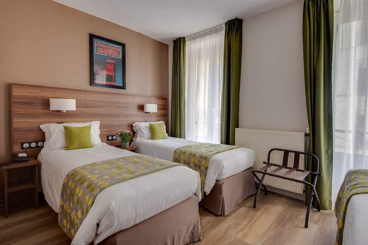 Chambre avec lits jumeaux | Vue de la chambre