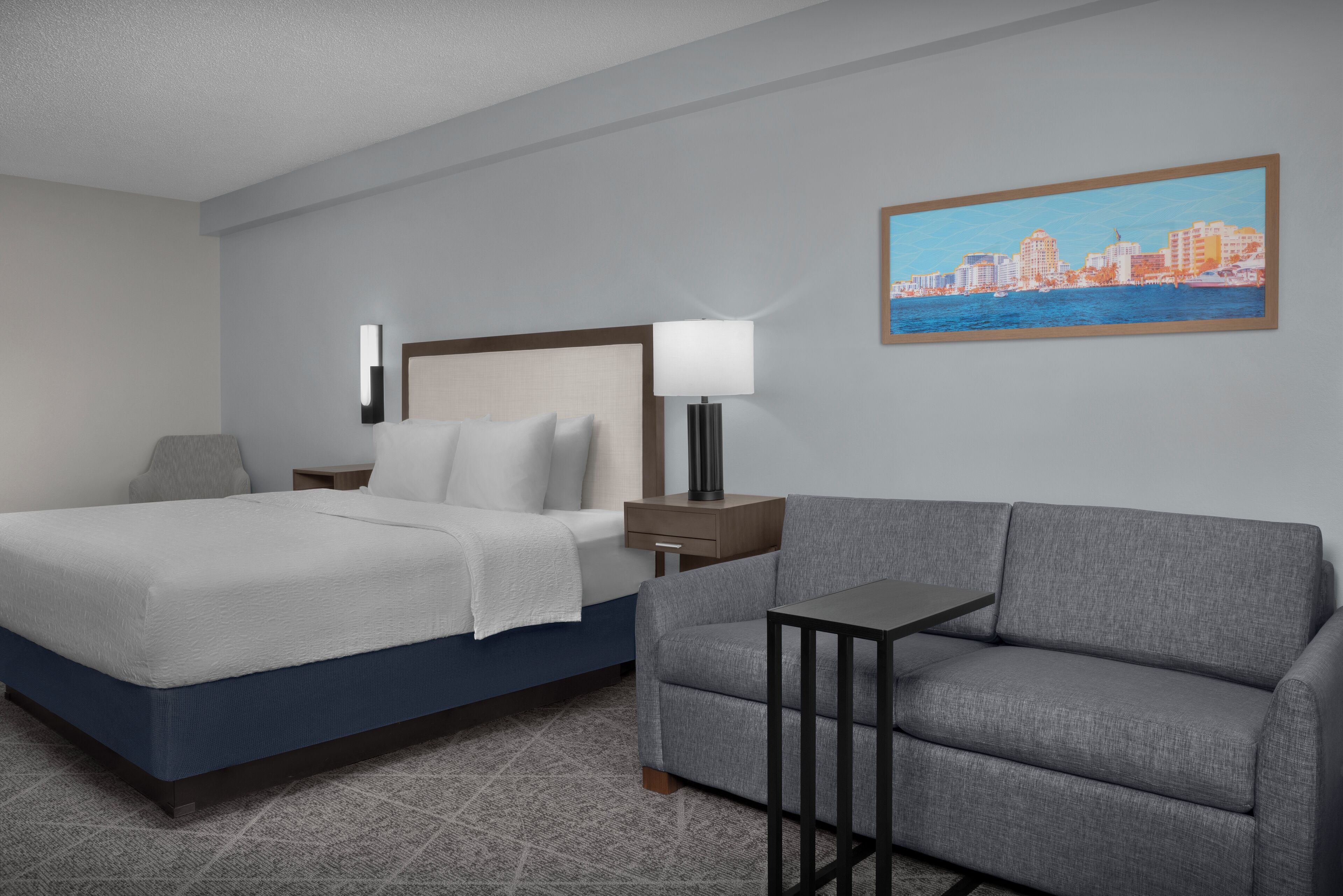 Standard Room, 1 King Bed with Sofa bed, Accessible, Bathtub | In-room safe, desk, blackout drapes, iron/ironing board