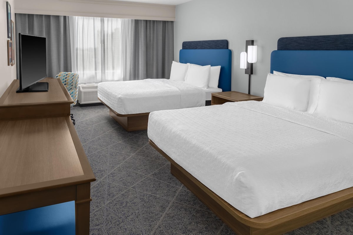 Standard Room, 2 Queen Beds, Non Smoking