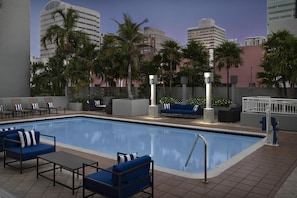 Piscine extérieure