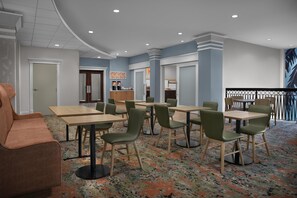 Free daily on-the-go breakfast - Hampton Inn Ft. Lauderdale/Downtown Las Olas Area (Fort Lauderdale)