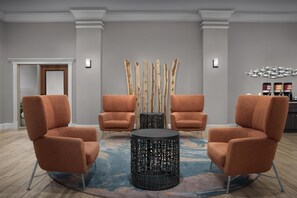 Lobby - Hampton Inn Ft. Lauderdale/Downtown Las Olas Area (Fort Lauderdale)