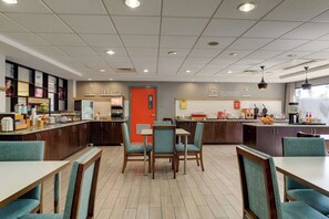 Free daily buffet breakfast 