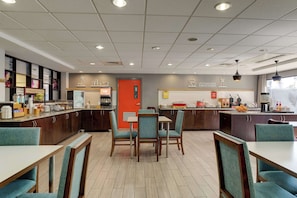 Free daily buffet breakfast