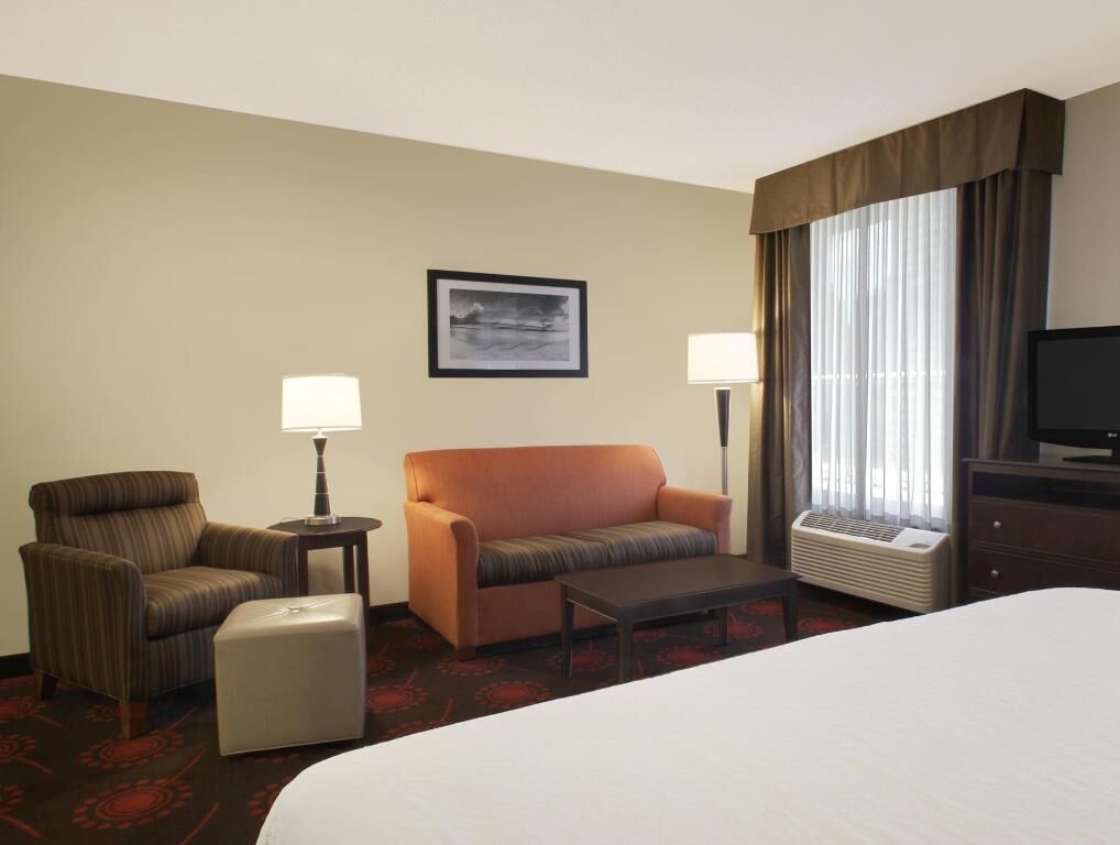 Premium bedding, desk, soundproofing, iron/ironing board