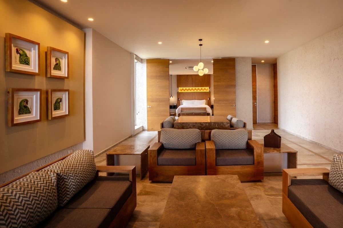 Chairman One bedroom Luxury Suite Ocean Front Private Pool & Outdoor shower | Premium bedding, down comforters, pillowtop beds, minibar (free items)