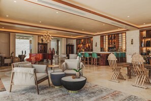 2 bars/lounges, piano bar