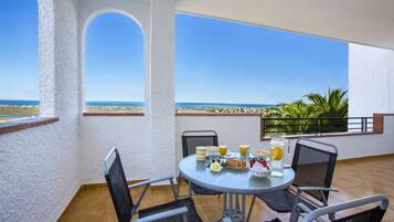 Apartamento, 2 habitaciones, vistas al mar (Sin Acceso Spa) | Terraza o patio