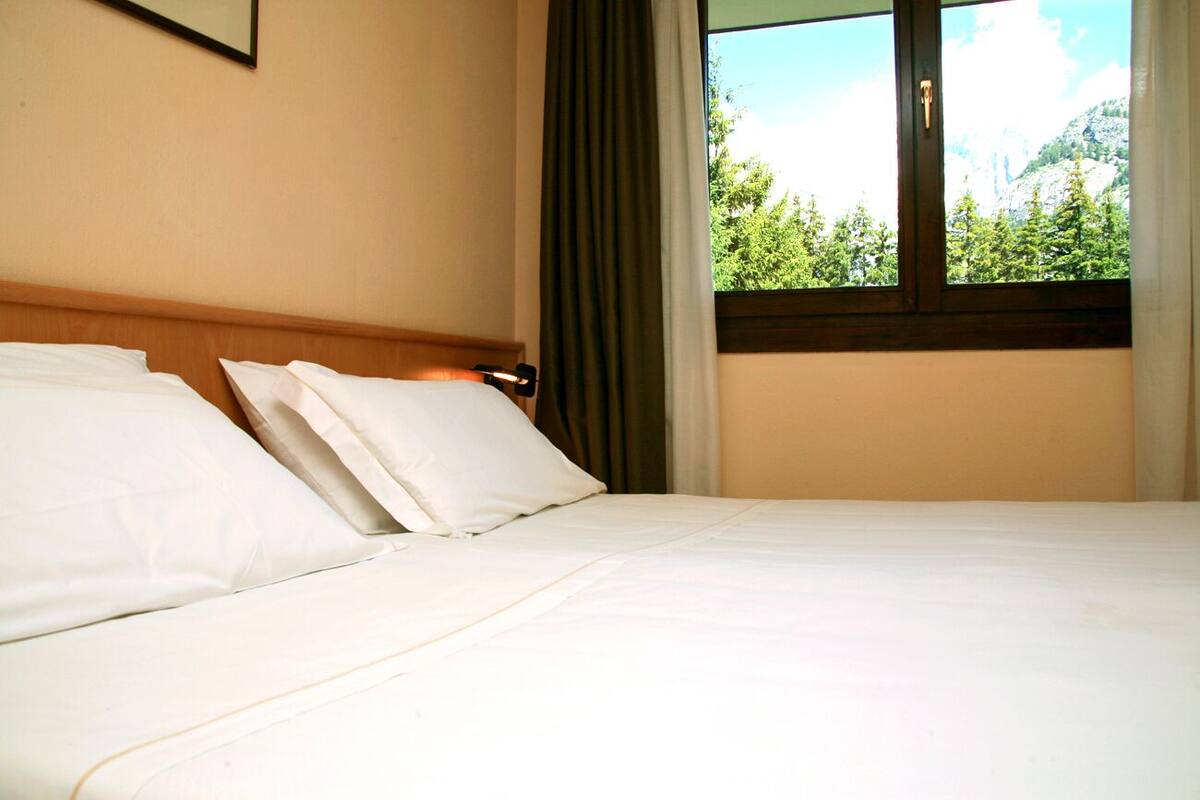 Couette en duvet d'oie, minibar, coffres-forts dans les chambres, bureau
