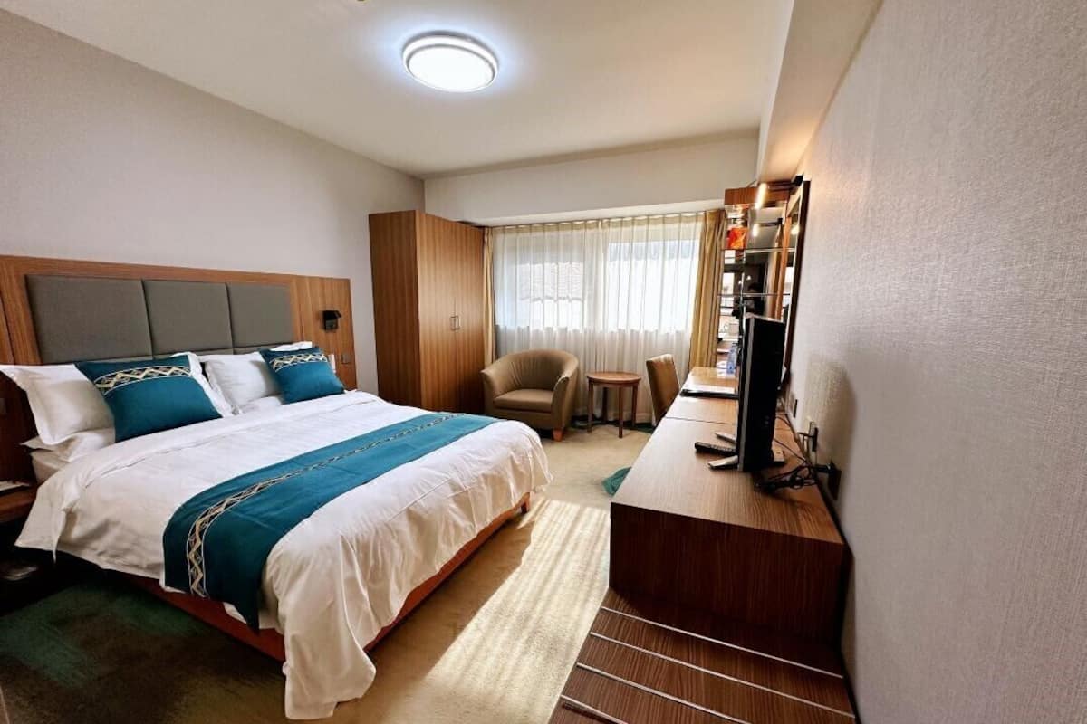 In-room safe, desk, blackout drapes, iron/ironing board (on request)