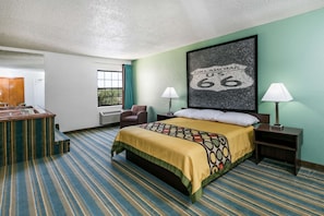 Suite, 1 King Bed, Non Smoking | Desk, cribs/infant beds, rollaway beds, free WiFi