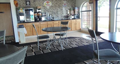 Super 8 by Wyndham Sapulpa/Tulsa Area