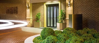 DoubleTree by Hilton Hotel Savannah Historic District