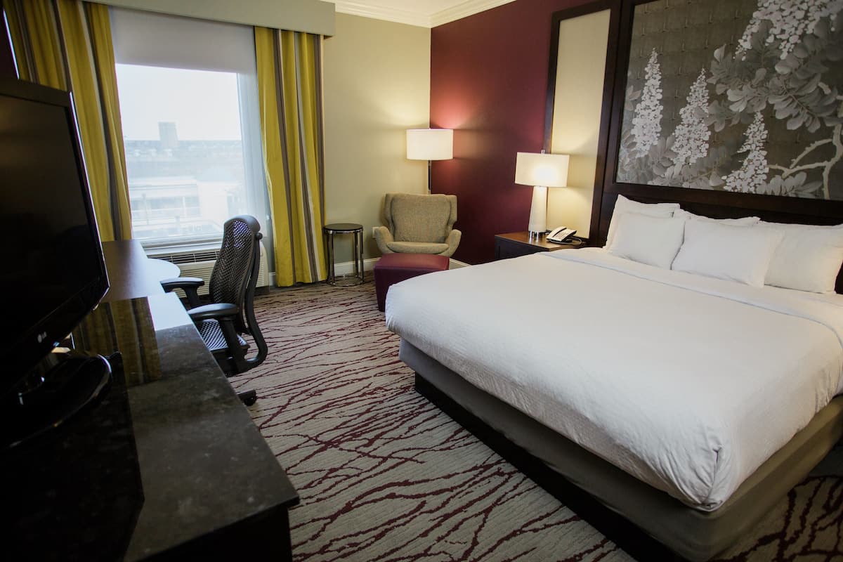 Pillowtop beds, in-room safe, desk, laptop workspace