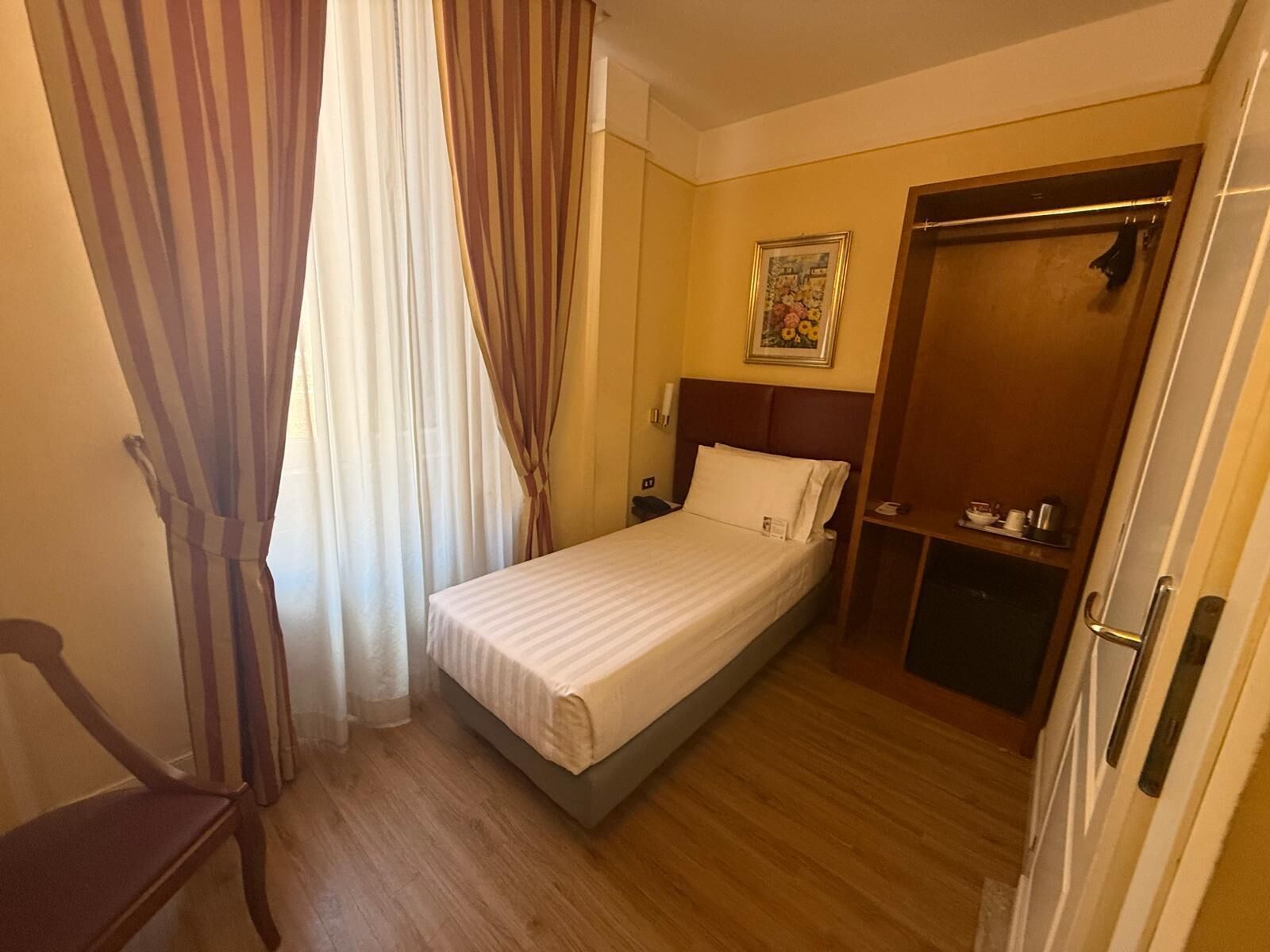 Camera Standard, 1 letto singolo (Small Room) | Biancheria da letto ipoallergenica, minibar, con stile personalizzato