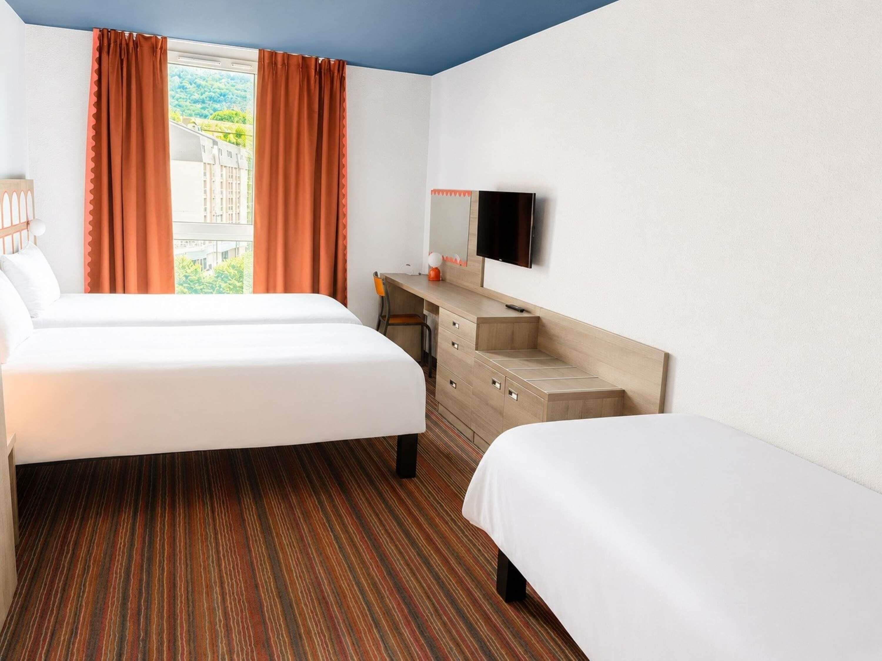 Room, 3 Single Beds (Pop) | Premium bedding, in-room safe, desk, free WiFi