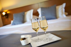 Premium bedding, minibar, in-room safe, individually decorated
