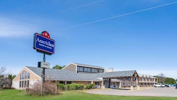 AmericInn Lodge & Suites offers a modern design with a well-manicured lawn and ample parking.