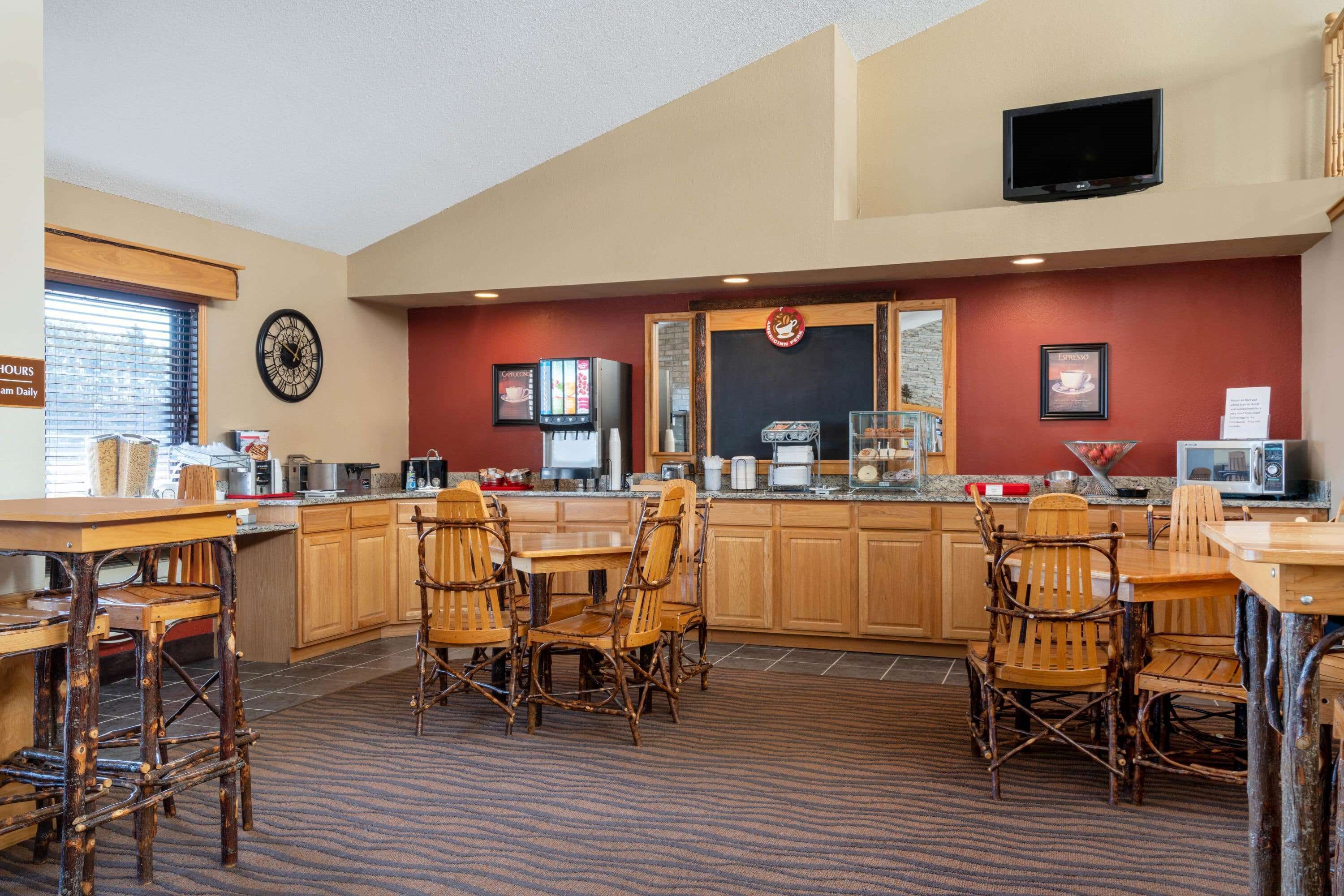 Free daily buffet breakfast 