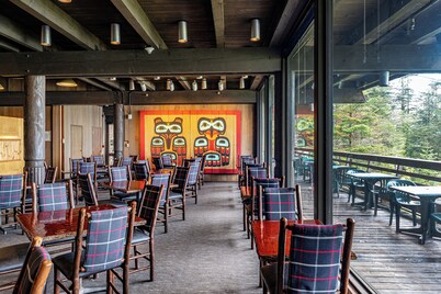Glacier Bay Lodge