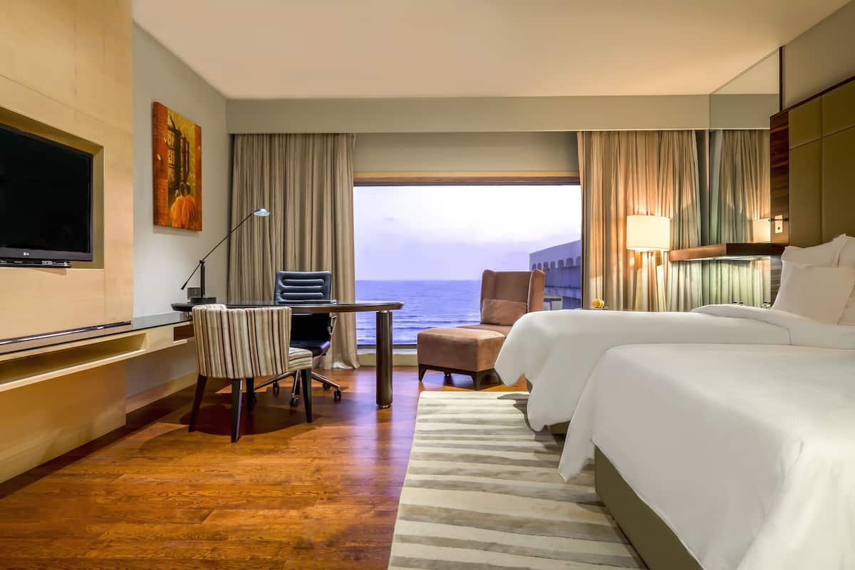 executive room, 2 single beds, non smoking | 1 bedroom, premium bedding, down duvets, minibar