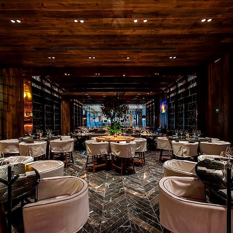 Restaurant. Hilton Mexico City Reforma