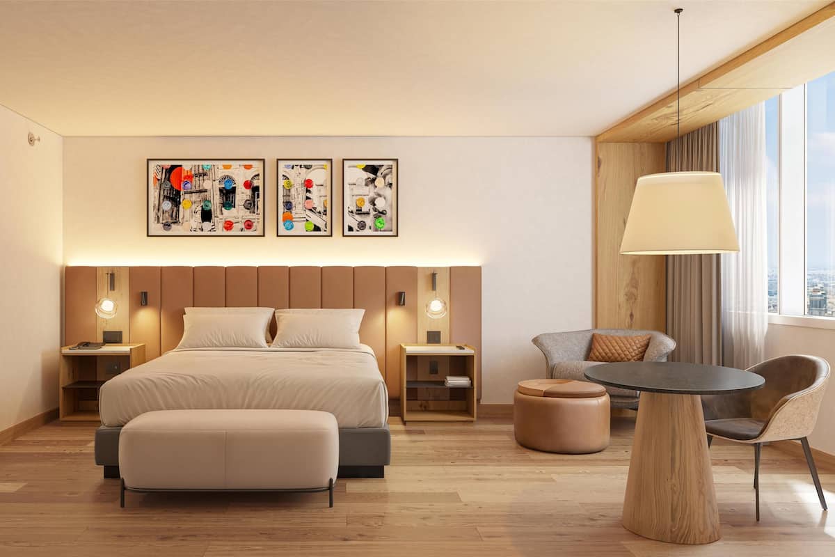 1 bedroom, hypo-allergenic bedding, minibar, in-room safe