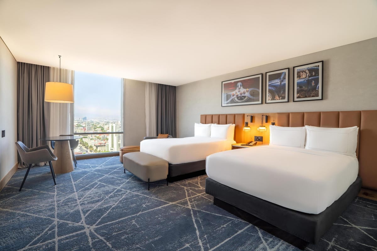 Signature 2 Double Beds | 1 phòng ngủ, bộ đồ giường kháng dị ứng, minibar, két bảo mật tại phòng