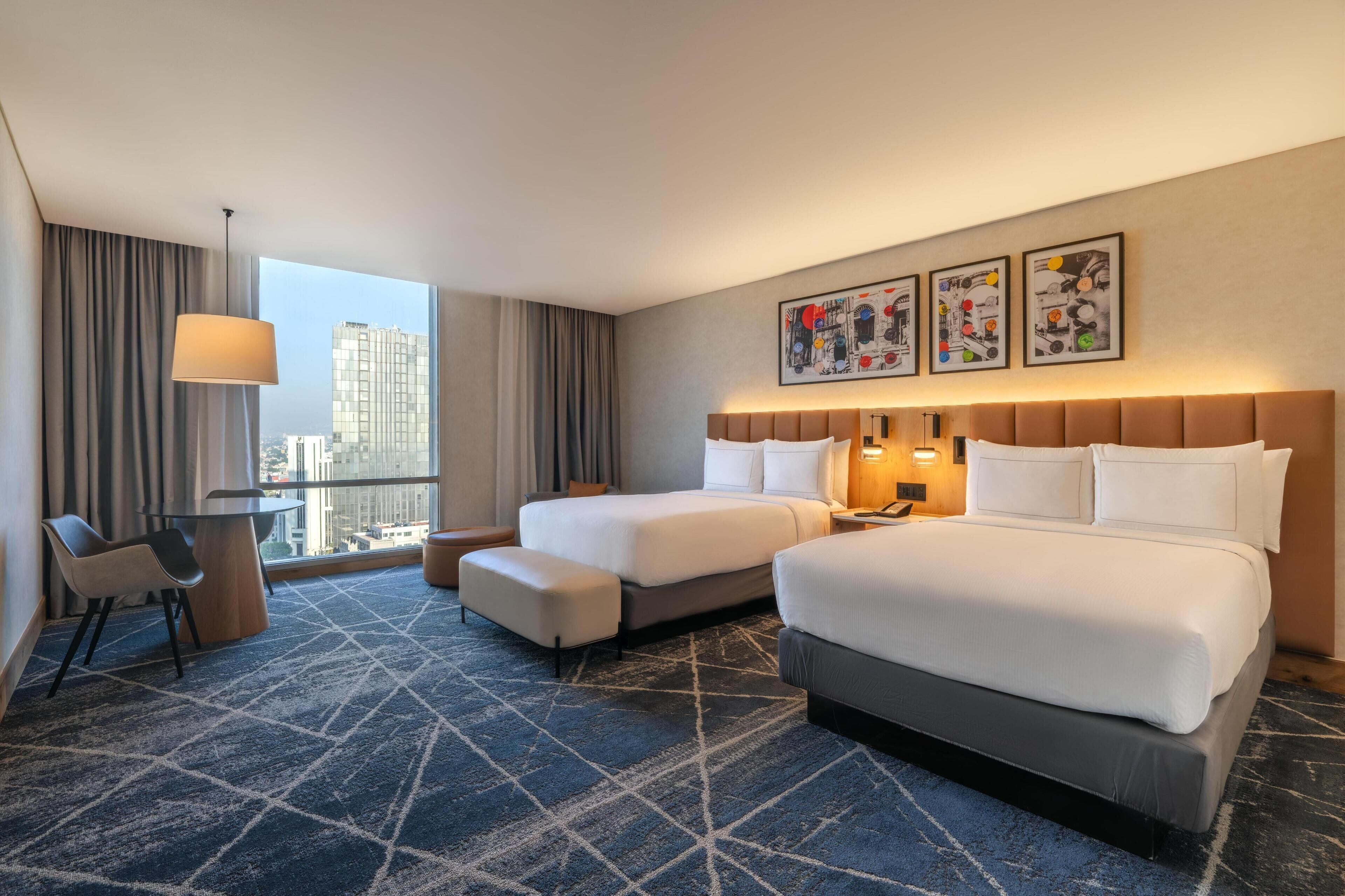 Signature 2 Double Beds | 1 chambre, literie hypoallergénique, minibar
