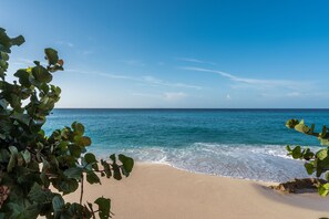 Beach nearby, white sand, free beach cabanas, sun loungers