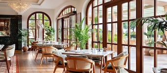 The St. Regis Mardavall Mallorca Resort
