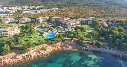 The St. Regis Mardavall Mallorca Resort