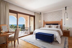 St. Regis 2 Bedroom Residence Suite, Bedroom 1: 1 King Bed, Bedroom 2: 1 King Bed - The St. Regis Mardavall Mallorca Resort (Calvia)