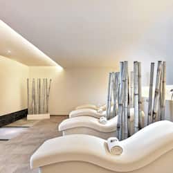 Couples treatment rooms, sauna, hot tub, steam room, Turkish bath