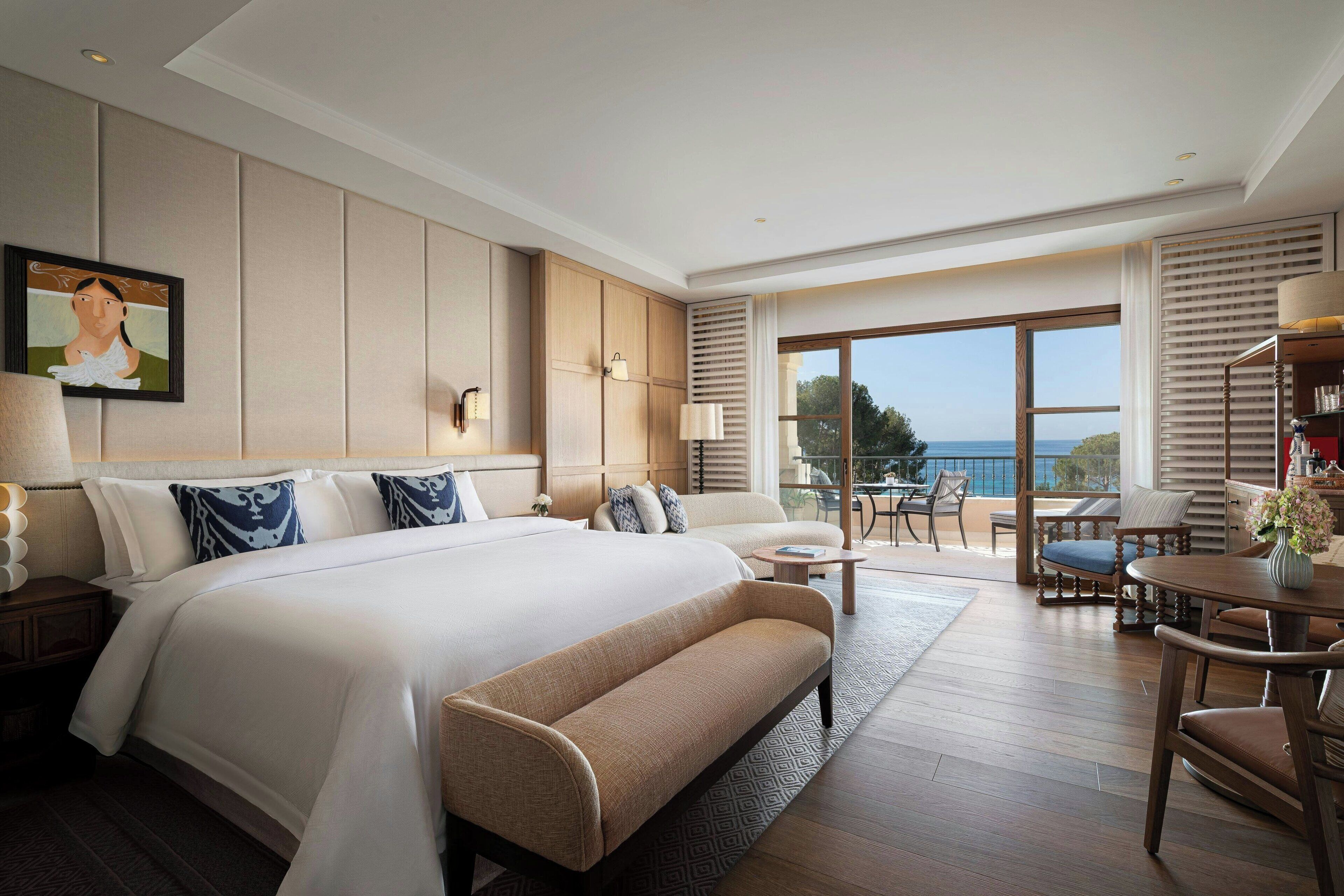 Suite Majestueuse, 1 très grand lit, balcon | Literie hypoallergénique, couette en duvet d'oie, minibar