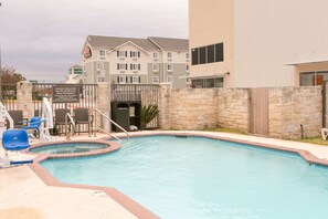 Outdoor pool, sun loungers