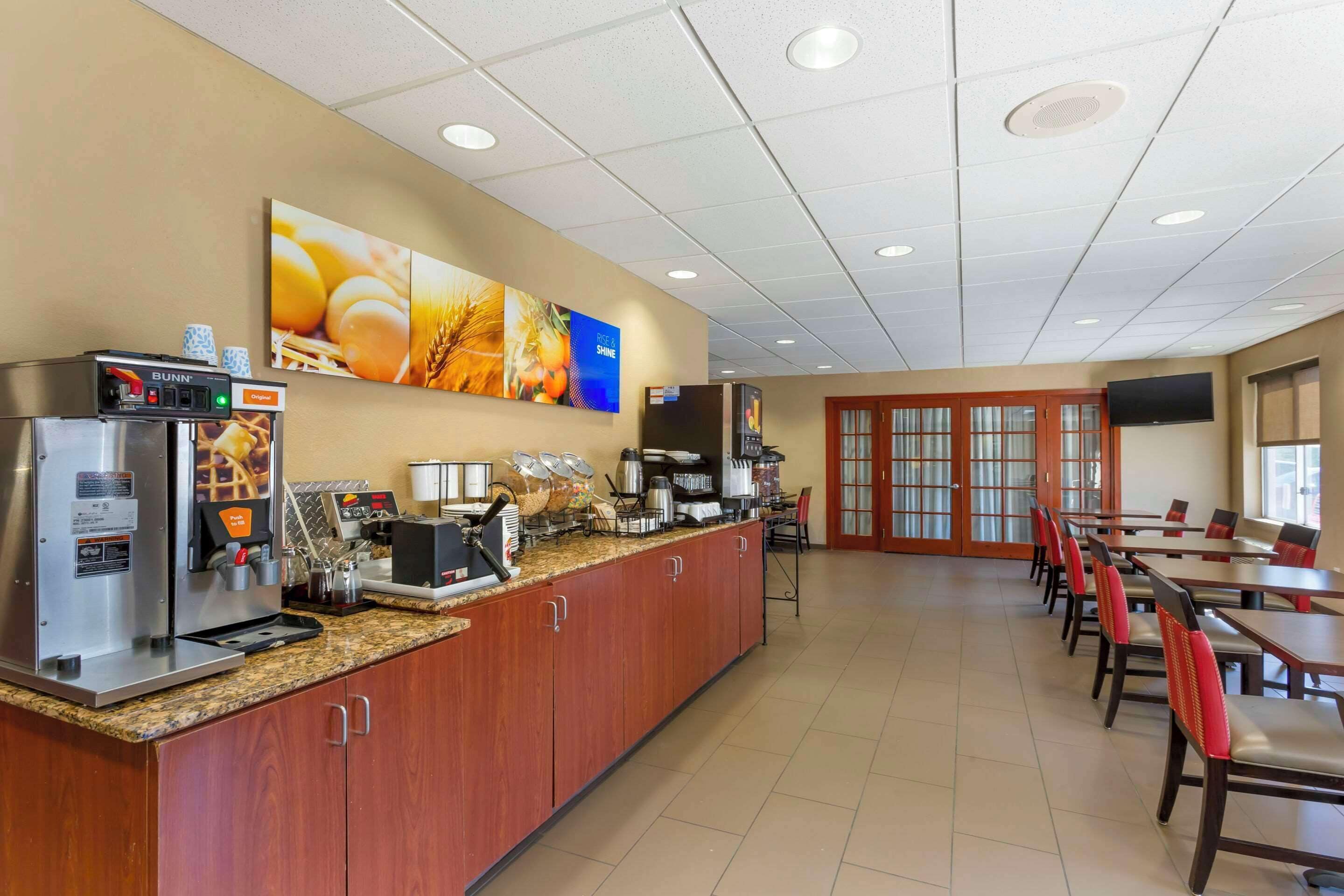 Free buffet breakfast