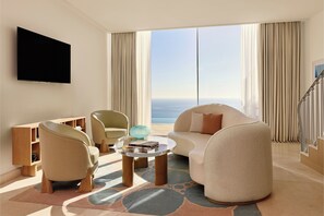 Infinity Pool Duplex Suite | 1 bedroom, premium bedding, down comforters, free minibar items