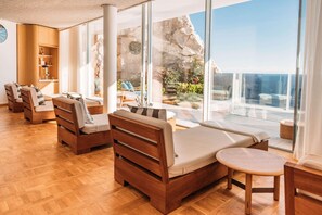 Sauna, steam room, body treatments, mud baths, hydrotherapy