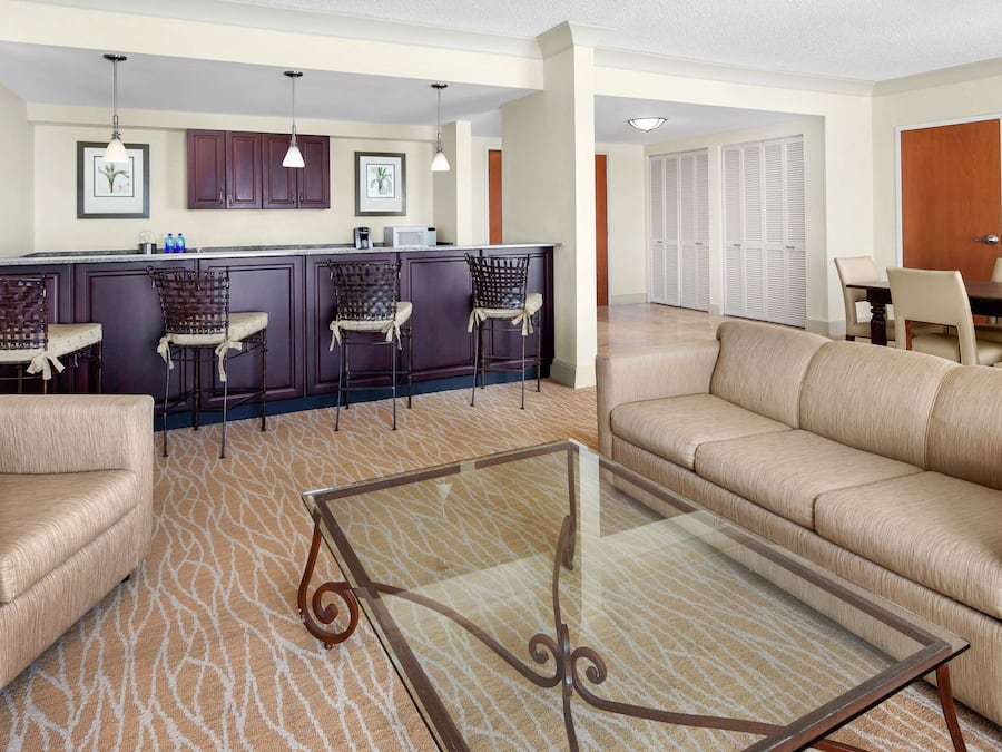 Presidential Suite, 1 King Bed, Non Smoking | Living area