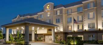 Comfort Suites Near Universal Orlando Resort