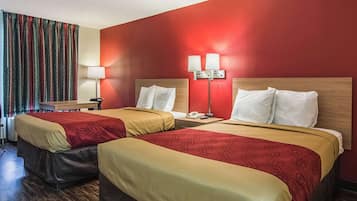 In-room safe, soundproofing, free WiFi, bed sheets