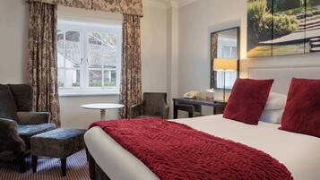 Classic Double Room | In-room safe, desk, iron/ironing board, free cots/infant beds