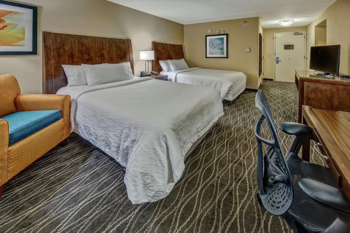 In-room safe, desk, laptop workspace, blackout drapes