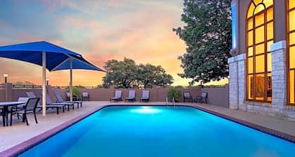 Holiday Inn Express Hotel & Suites Cedar Park by IHG