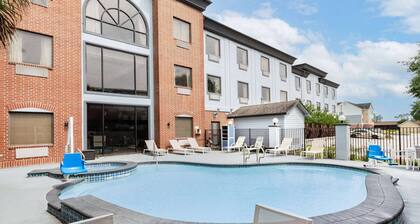 Wingate by Wyndham Houston Bush Intercontinental Airport
