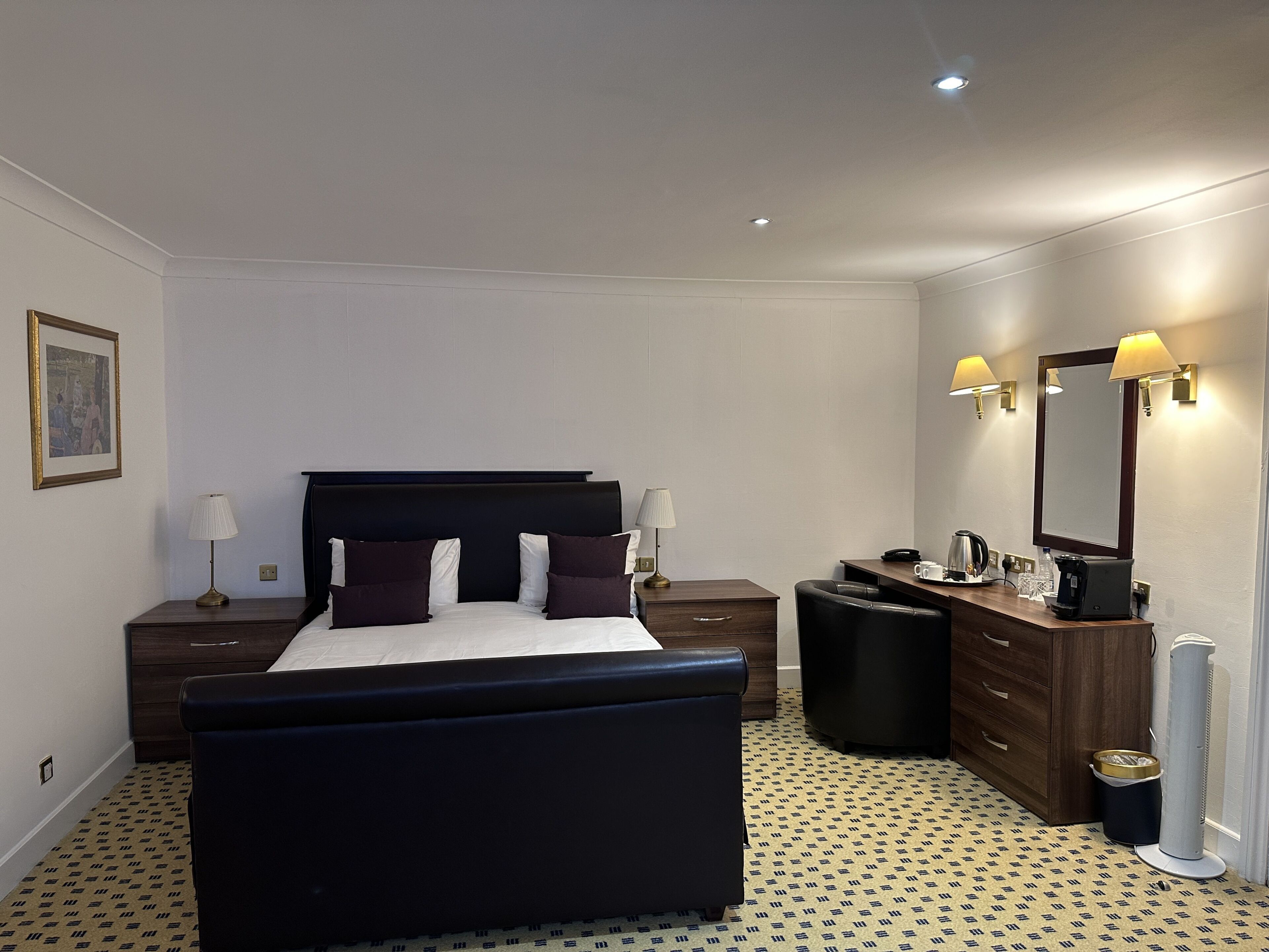 Habitació doble executiva | Caixa forta a l'habitació, decoració individual i mobiliari individual 