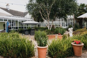 Exterior - Basingstoke Hotel (Hook)